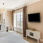 Villa With Rooftop Mandelieu