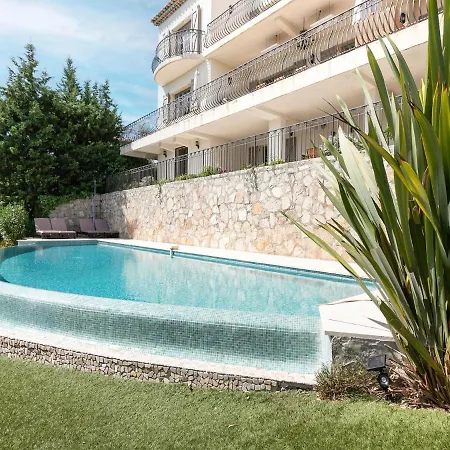 Villa Magnificent With Private Pool Mandelieu-la-Napoule