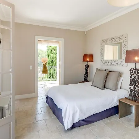 Magnificent With Private Pool Villa Mandelieu
